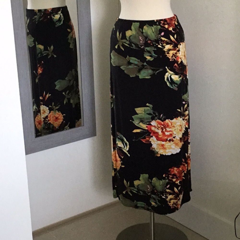 Jeans By Buffalo Floral Print long skirt.